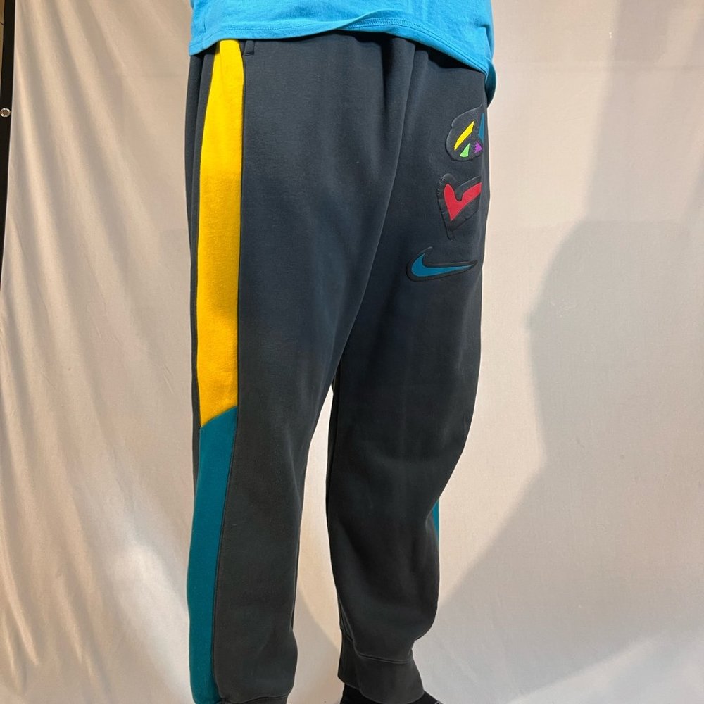 Mens XXL Nike PLS Joggers Gray/Teal/Yellow